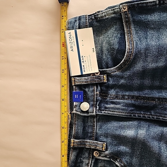 NWT Arizona Destroyed Mom Jeans 11 - Picture 7 of 7